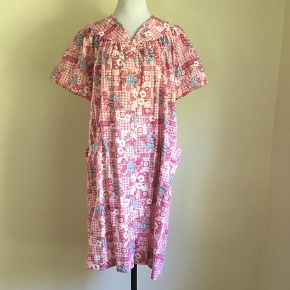 House Coat Dress button up Pink and blue flowers.. - Picture 1 of 8